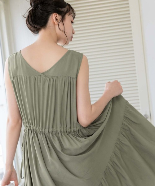 fifth(フィフス)の「サイドリボンティアードワンピース(ワンピース・レディース・ブラック/カーキ/グレイッシュベージュ・M)」の20枚目の写真