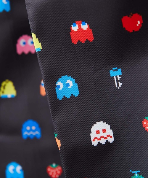 ear PAPILLONNER（イアパピヨネ）の「【PAC-MAN（パックマン)×ear】 収納用巾着付きエコバッグ（エコバッグ/サブバッグ・レディース・ブラック・FREE）」の4枚目の写真