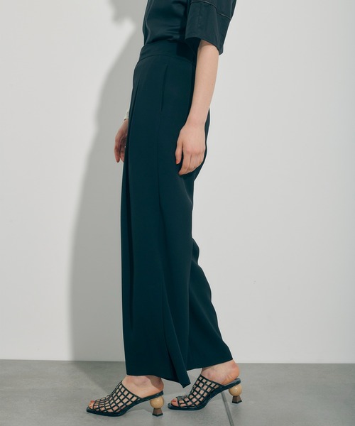 PUBLIC TOKYO（パブリックトウキョウ）の「ジョーゼットグルカワイドストレートパンツ/ウォッシャブル（その他パンツ・レディース・ブラック/サックスブルー・1/2）」の5枚目の写真