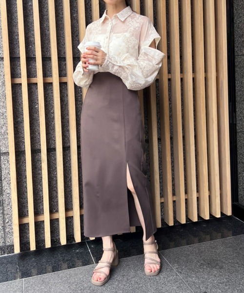 one after another NICE CLAUP(ワンアフターアナザーナイスクラップ)の「シアー刺しゅうシャツ(シャツ/ブラウス・レディース・アイボリー/オフホワイト/ミント・FREE)」の17枚目の写真