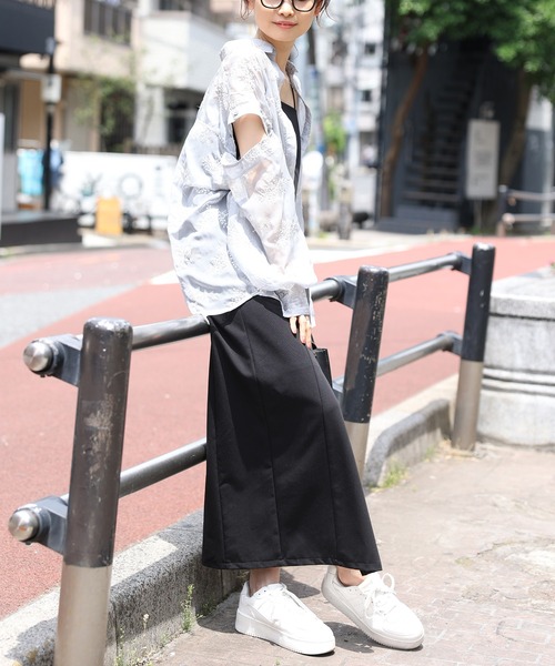 one after another NICE CLAUP(ワンアフターアナザーナイスクラップ)の「シアー刺しゅうシャツ(シャツ/ブラウス・レディース・アイボリー/オフホワイト/ミント・FREE)」の5枚目の写真