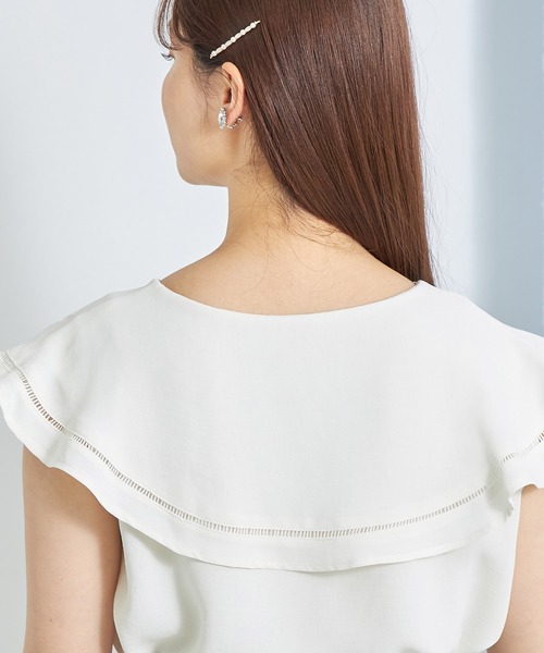 tocco closet(トッコ クローゼット)の「ハシゴレース切り替えビックカラーブラウス(シャツ/ブラウス・レディース・オフホワイト/ブラック/ベージュ・M)」の4枚目の写真