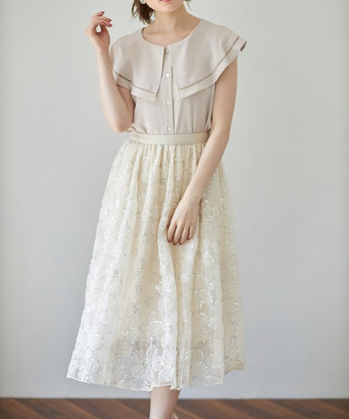 tocco closet(トッコ クローゼット)の「ハシゴレース切り替えビックカラーブラウス(シャツ/ブラウス・レディース・オフホワイト/ブラック/ベージュ・M)」の18枚目の写真