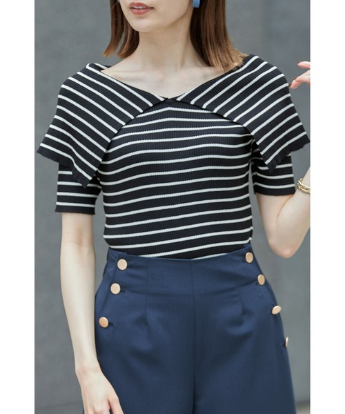 &. NOSTALGIA(アンドドットノスタルジア)の「オーバーカラーボーダーニットプルオーバー(ニット/セーター・レディース・ブラック/オフホワイト・FREE)」の1枚目の写真