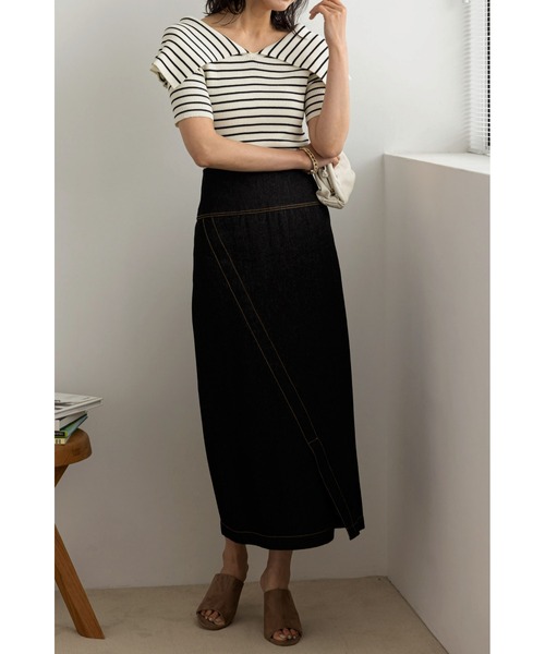 &. NOSTALGIA(アンドドットノスタルジア)の「オーバーカラーボーダーニットプルオーバー(ニット/セーター・レディース・ブラック/オフホワイト・FREE)」の4枚目の写真