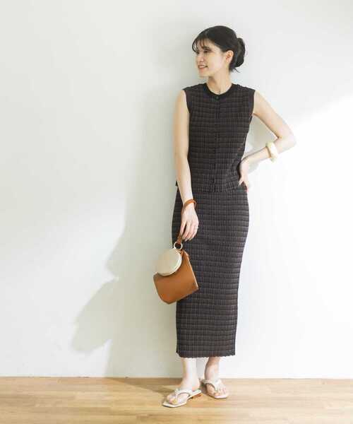 URBAN RESEARCH(アーバンリサーチ)の「ジオメトリックニットスカート(スカート・レディース・ブラック系その他/ブルー系その他・FREE)」の8枚目の写真