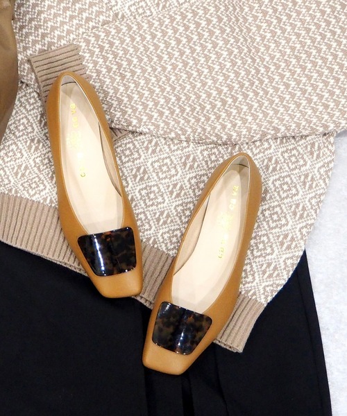 cava cava（サヴァサヴァ）の「べっ甲モチーフパンプス　1320483（パンプス・レディース・ブラック/レッド/グリーン/キャメル/グレイッシュベージュ/シルバー/ダークブラウン・22.5cm/23.5cm/24.5cm/23.0cm/24.0cm/25.0cm/22.0cm）」の20枚目の写真