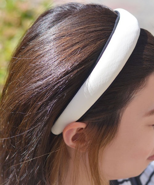 Fun & Daily（ファンアンドデイリー）の「F&D : ツートンカチューシャ（カチューシャ・レディース・ホワイト/ブラック/ブルー/ピンク・FREE）」の7枚目の写真