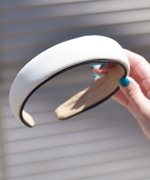 Fun & Daily（ファンアンドデイリー）の「F&D : ツートンカチューシャ（カチューシャ・レディース・ホワイト/ブラック/ブルー/ピンク・FREE）」の9枚目の写真