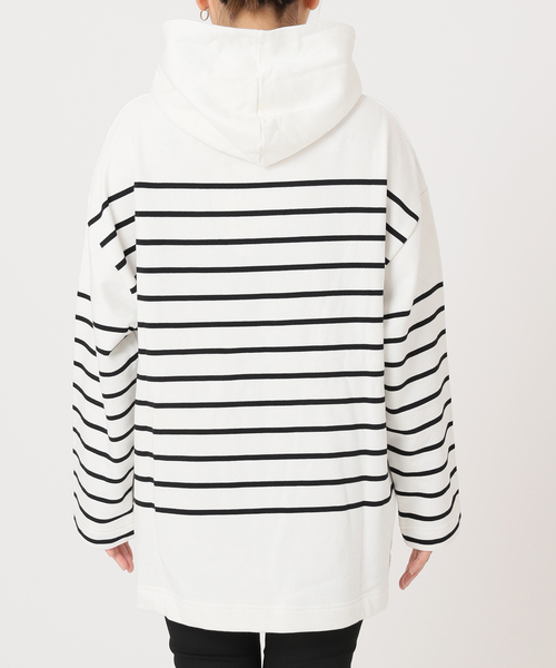 JOURNAL STANDARD（ジャーナルスタンダード）の「ウラケボーダーフードプルオーバー（パーカー・レディース・ブラック/ホワイト系その他・FREE）」の20枚目の写真