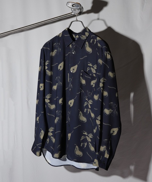 UNION STATION（ユニオンステーション）の「総柄プリントレギュラーカラーシャツ/オリジナルグラフィック（シャツ/ブラウス・メンズ・ネイビー/ブラウン・LL/M/L）」の2枚目の写真