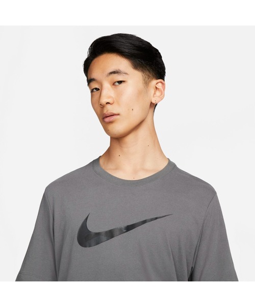 NIKE（ナイキ）の「ナイキ NIKE ナイキ DF カモ グラフィック S/S Tシャツ（Tシャツ/カットソー・メンズ・ブラック/ダークグレー/サンドグレー・S/3L/L/M/LL）」の5枚目の写真