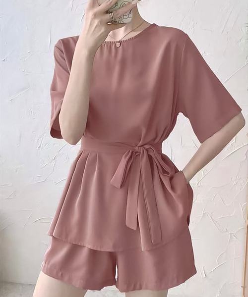 Girly Doll(ガーリードール)の「ブラウス+ショートパンツ 2点セットアップ(セットアップ・レディース・ブラウン/ブルー/ブラック/ピンク/ベージュ・F)」の5枚目の写真