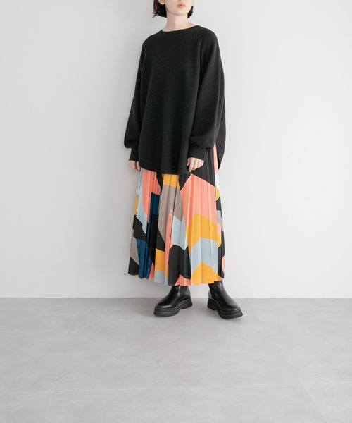 yuw（ユウ）の「プリントプリーツスカート　164291（スカート・レディース・ブラック系その他/ブラウン系その他/ブルー系その他/パープル系その他・FREE）」の11枚目の写真