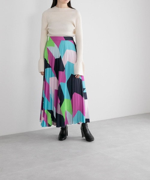 yuw（ユウ）の「プリントプリーツスカート　164291（スカート・レディース・ブラック系その他/ブラウン系その他/ブルー系その他/パープル系その他・FREE）」の14枚目の写真