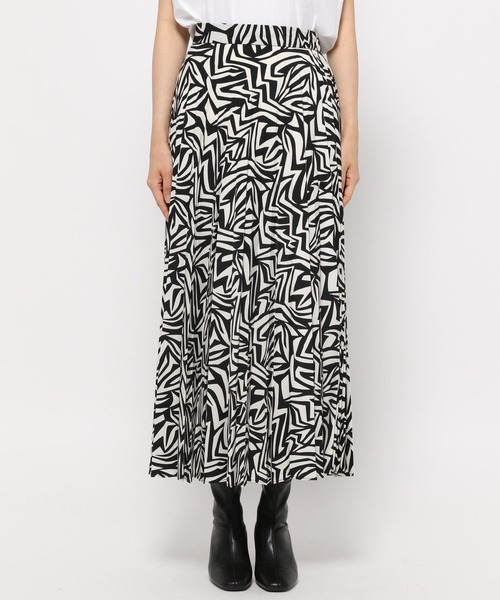 yuw（ユウ）の「プリントプリーツスカート　164291（スカート・レディース・ブラック系その他/ブラウン系その他/ブルー系その他/パープル系その他・FREE）」の18枚目の写真