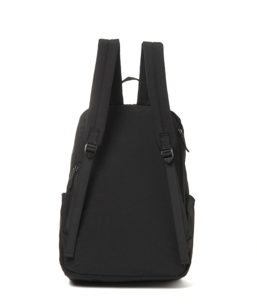studio CLIP(スタディオクリップ)の「10ポケット撥水リュック(バックパック/リュック・レディース・ブラック/ベージュ/グレー/チャコール・FREE)」の7枚目の写真