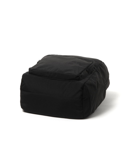 studio CLIP(スタディオクリップ)の「10ポケット撥水リュック(バックパック/リュック・レディース・ブラック/ベージュ/グレー/チャコール・FREE)」の8枚目の写真