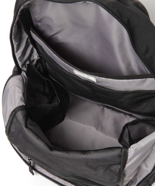 studio CLIP(スタディオクリップ)の「10ポケット撥水リュック(バックパック/リュック・レディース・ブラック/ベージュ/グレー/チャコール・FREE)」の17枚目の写真
