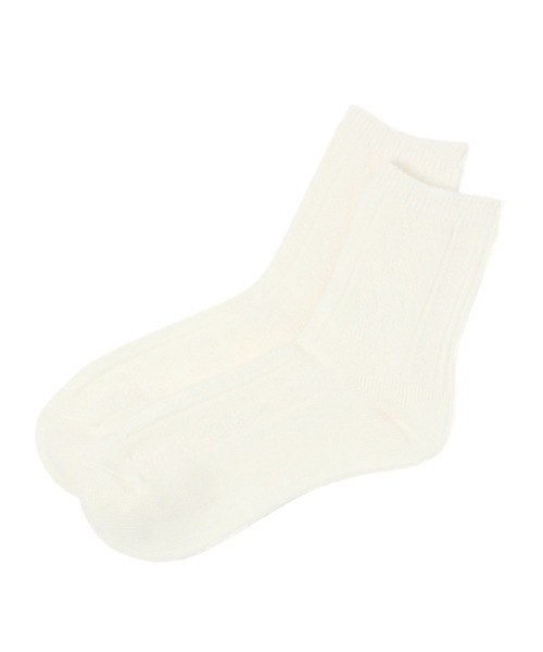 LAKOLE（ラコレ）の「ケーブル柄クルーソックス / 150894（ソックス/靴下・レディース・ブラック/ベージュ/オフホワイト/ライトオリーブ/マスタード・FREE）」の2枚目の写真