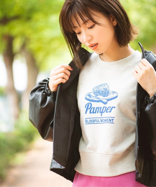 FREE'S MART（フリーズマート）の「チェリーパイプリントショート丈スウェット（Tシャツ/カットソー・レディース・ホワイト/ブラウン/ピンク・FREE）」の2枚目の写真