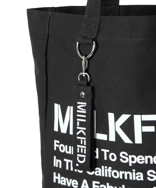 MILKFED.(ミルクフェド)の「STENCIL PC TOTE(トートバッグ・レディース・ベージュ/ホワイト/ブラック・ONE SIZE)」の9枚目の写真