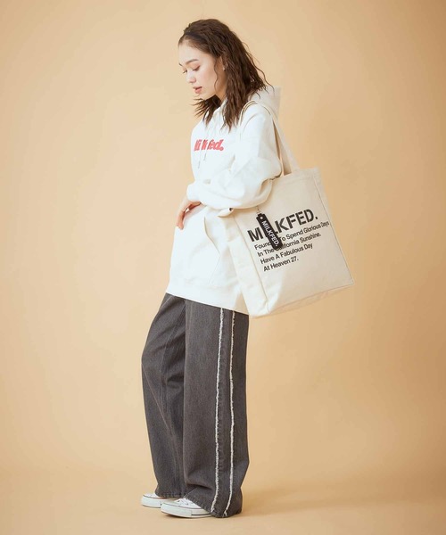 MILKFED.(ミルクフェド)の「STENCIL PC TOTE(トートバッグ・レディース・ベージュ/ホワイト/ブラック・ONE SIZE)」の16枚目の写真