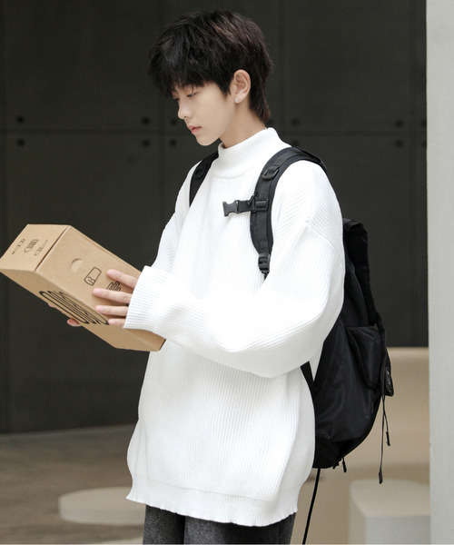 neos(ネオス)の「【neos -addictive design-】ルーズシルエット ワイド モックネック 畦編み プルオーバー ニット セーター(ニット/セーター・メンズ・ブラック/ベージュ/オフホワイト/ピンク/グレー・MEDIUM/LARGE)」の2枚目の写真