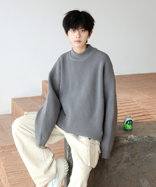 neos(ネオス)の「【neos -addictive design-】ルーズシルエット ワイド モックネック 畦編み プルオーバー ニット セーター(ニット/セーター・メンズ・ブラック/ベージュ/オフホワイト/ピンク/グレー・MEDIUM/LARGE)」の10枚目の写真