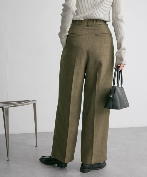 KBF（ケイビーエフ）の「タックWIDEストレートパンツ（その他パンツ・レディース・チャコールグレー/ブラウン系その他・ONE）」の5枚目の写真