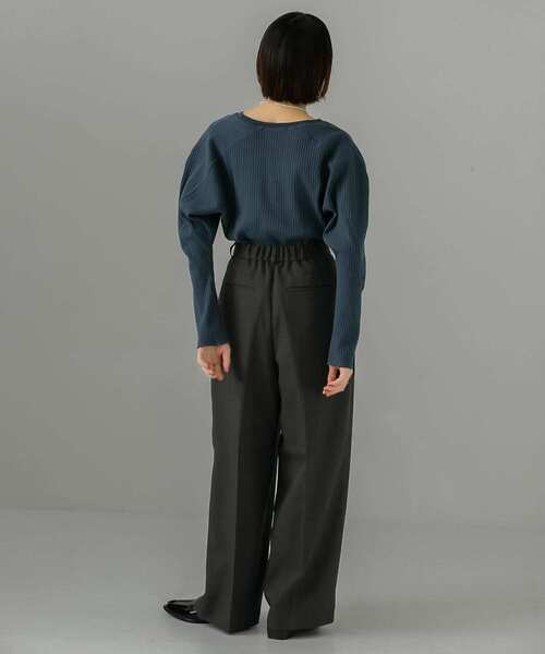 KBF（ケイビーエフ）の「タックWIDEストレートパンツ（その他パンツ・レディース・チャコールグレー/ブラウン系その他・ONE）」の22枚目の写真