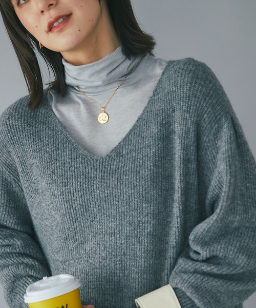 RIVE DROITE（リヴドロワ）の「カジュアルスタイルにも合うコインモチーフ/コインショートネックレス1（ネックレス・レディース・ゴールド・FREE）」の6枚目の写真