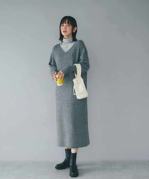 RIVE DROITE（リヴドロワ）の「カジュアルスタイルにも合うコインモチーフ/コインショートネックレス1（ネックレス・レディース・ゴールド・FREE）」の7枚目の写真