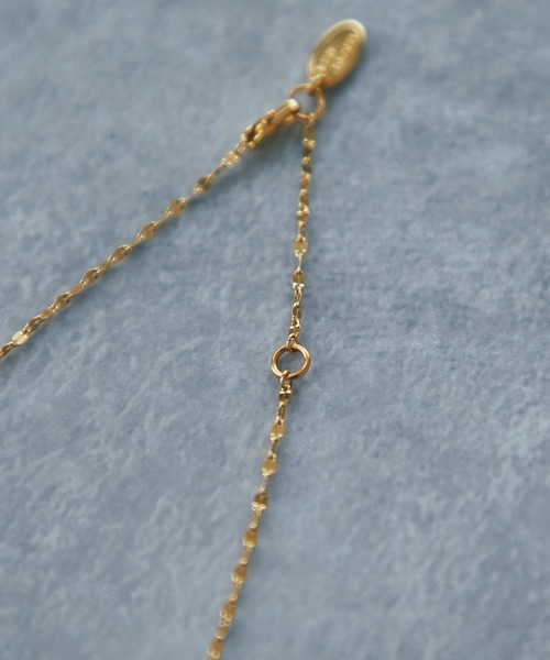 RIVE DROITE（リヴドロワ）の「カジュアルスタイルにも合うコインモチーフ/コインショートネックレス1（ネックレス・レディース・ゴールド・FREE）」の10枚目の写真