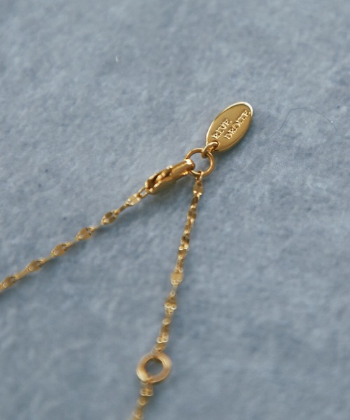 RIVE DROITE（リヴドロワ）の「カジュアルスタイルにも合うコインモチーフ/コインショートネックレス1（ネックレス・レディース・ゴールド・FREE）」の11枚目の写真