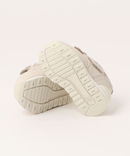 StompStamp（ストンプスタンプ）の「//////IZ996TX3W/IZ996T（スニーカー・キッズ・ホワイト・12cm/13cm/14cm/15cm/16cm）」の2枚目の写真