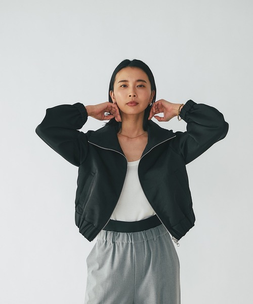 RIVE DROITE（リヴドロワ）の「MONN.:.(モン)/コンパクトブルゾン（ブルゾン・レディース・ブラック/ネイビー・FREE）」の3枚目の写真