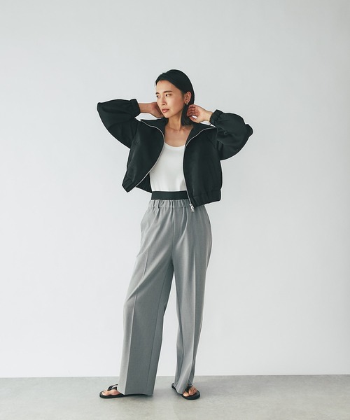 RIVE DROITE（リヴドロワ）の「MONN.:.(モン)/コンパクトブルゾン（ブルゾン・レディース・ブラック/ネイビー・FREE）」の4枚目の写真