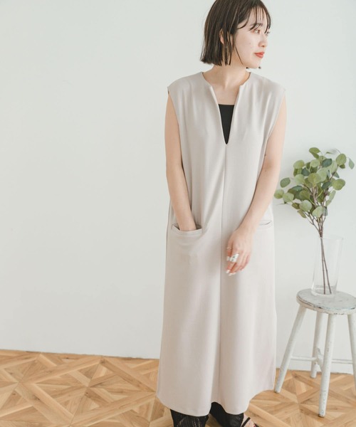 ITEMS URBANRESEARCH(アイテムズ アーバンリサーチ)の「キーネックジャンパースカート(ジャンパースカート・レディース・グレー系その他/ブラック・FREE)」の20枚目の写真