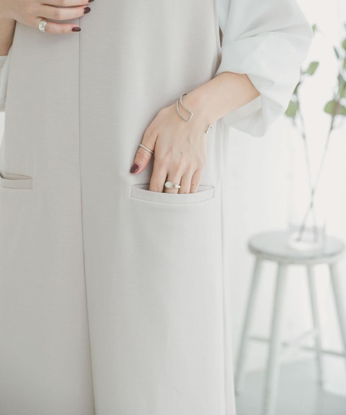 ITEMS URBANRESEARCH(アイテムズ アーバンリサーチ)の「キーネックジャンパースカート(ジャンパースカート・レディース・グレー系その他/ブラック・FREE)」の10枚目の写真