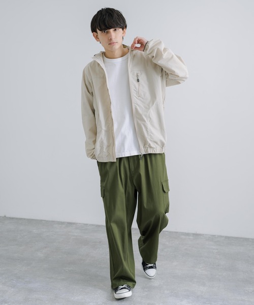 KRIFF MAYER(クリフメイヤー)の「KRIFF MAYER クリフメイヤー オーバーサイズ クリーネス マウンテンパーカー(マウンテンパーカー・メンズ・ネイビー/イエロー/ナチュラル/チャコール/セージグリーン/マルチ・M/L/XL)」の17枚目の写真
