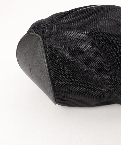 Casselini（キャセリーニ）の「メッシュラップバッグ（ショルダーバッグ・レディース・マスタード/ブラック・ONE SIZE）」の6枚目の写真