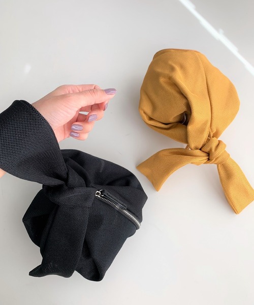 Casselini（キャセリーニ）の「メッシュラップバッグ（ショルダーバッグ・レディース・マスタード/ブラック・ONE SIZE）」の3枚目の写真