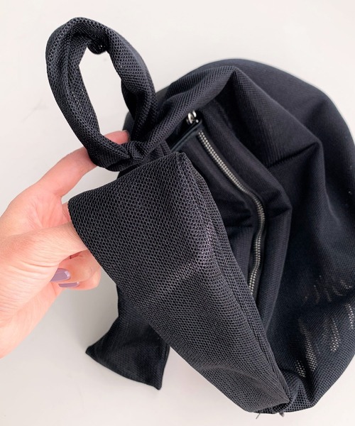 Casselini（キャセリーニ）の「メッシュラップバッグ（ショルダーバッグ・レディース・マスタード/ブラック・ONE SIZE）」の9枚目の写真