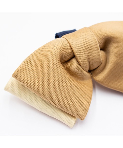 giraffe（ジラフ）の「【 ネクタイ専門店 giraffe 】 猫のための蝶ネクタイ（チャップリンボウタイ）ベージュ BEIGE（蝶ネクタイ・メンズ・ベージュ・FREE）」の2枚目の写真