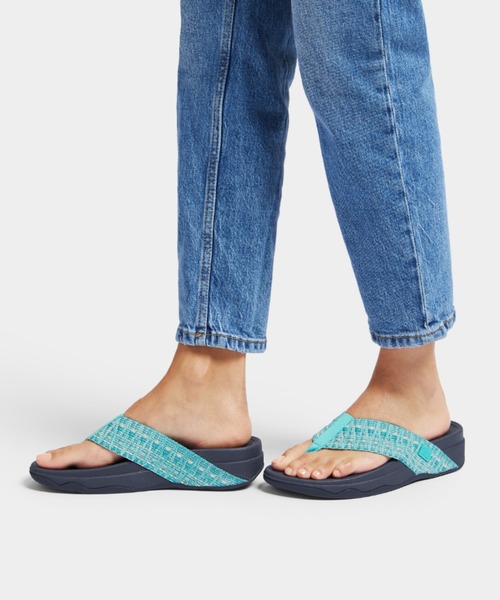 fitflop(フィットフロップ)の「【fitflop】フィットフロップ SURFA GEO-WEBBING TOE-POST SANDALS(サンダル・レディース・サックスブルー/ネイビー・US5/US6/US7)」の5枚目の写真