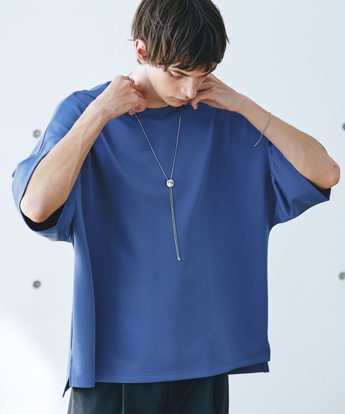 EMMA CLOTHES（エマクローズ）の「スムースダンボール オーバーサイズ サイドスリット ドルマンS/Sカットソー EMMA CLOTHES（Tシャツ/カットソー・メンズ・グリーン/ブルー/アッシュブラウン/イエロー/ブラック/ホワイト/グレイッシュブルー/ダークグレー/レッド/レッド系・M/L）」の6枚目の写真