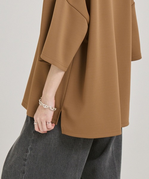 EMMA CLOTHES(エマクローズ)の「スムースダンボール オーバーサイズ サイドスリット ドルマンS/Sカットソー EMMA CLOTHES(Tシャツ/カットソー・メンズ・グリーン/ブルー/アッシュブラウン/イエロー/ブラック/ホワイト/グレイッシュブルー/ダークグレー/レッド/レッド系/キャメル・M/L)」の18枚目の写真