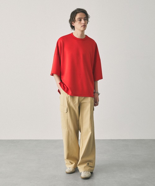 EMMA CLOTHES（エマクローズ）の「スムースダンボール オーバーサイズ サイドスリット ドルマンS/Sカットソー EMMA CLOTHES（Tシャツ/カットソー・メンズ・グリーン/ブルー/アッシュブラウン/イエロー/ブラック/ホワイト/グレイッシュブルー/ダークグレー/レッド/レッド系・M/L）」の21枚目の写真