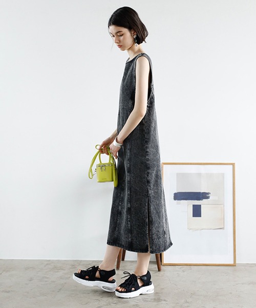 GeeRA（ジーラ）の「2wayデニムジャンパースカート（ジャンパースカート・レディース・インディゴブルー/グレー・MEDIUM/LARGE）」の4枚目の写真